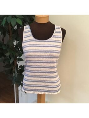 SO XXL blue/white sporty smocked tank